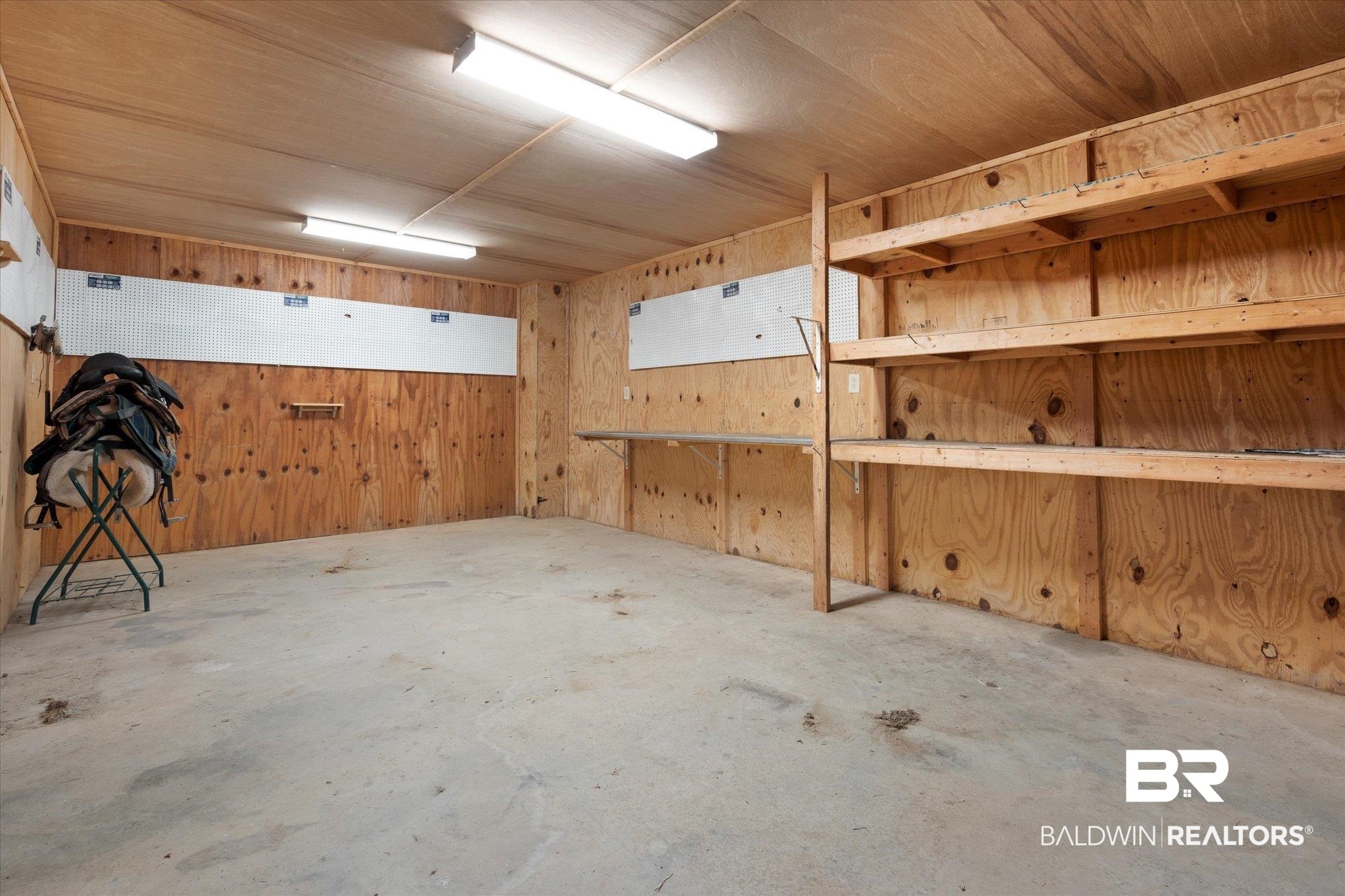 26513 County Road 32 Elberta, AL 36530 - Photo 34 of 47 Barn Tack Room