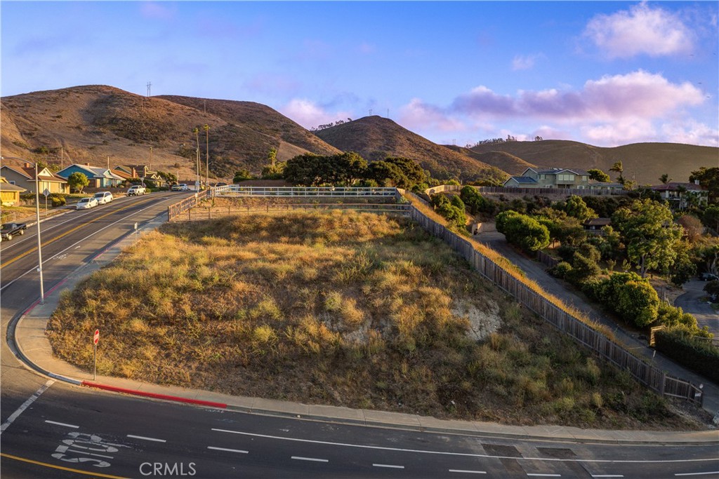 209 South 7th Street Lompoc, CA 93436 - Photo 3 of 10