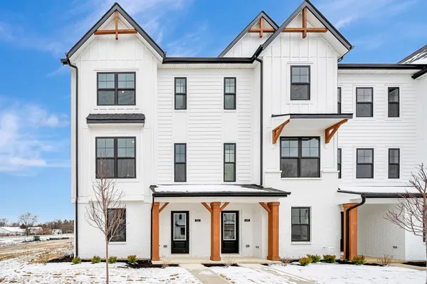 $343,990 | 4472 Yellowwood Avenue, Brownsburg, IN 46112
