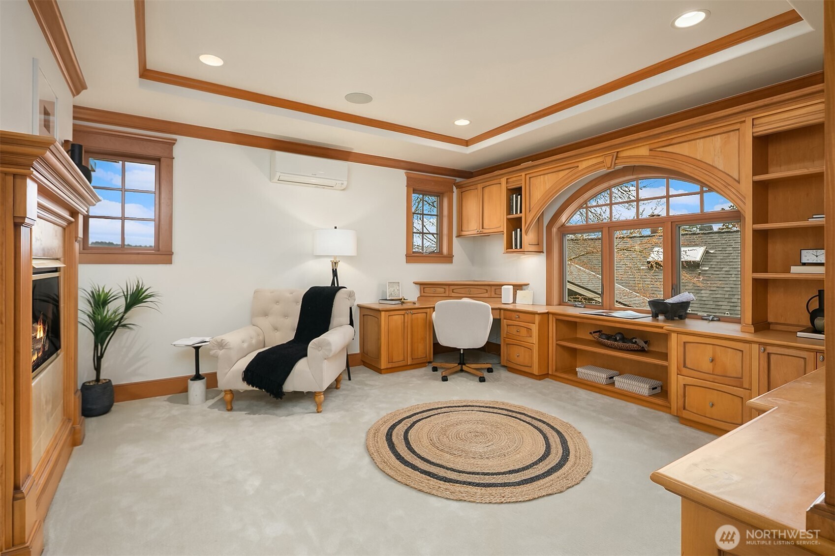8772 Sand Point Way Northeast Seattle, WA 98115 - Photo 24 of 40