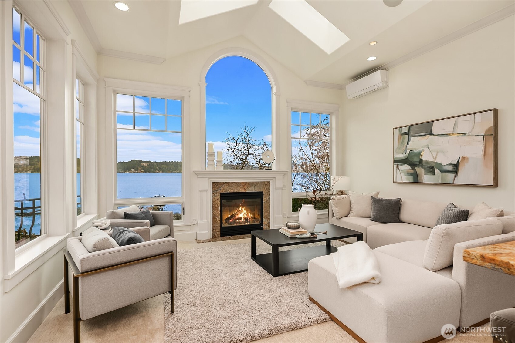 8772 Sand Point Way Northeast Seattle, WA 98115 - Photo 7 of 40