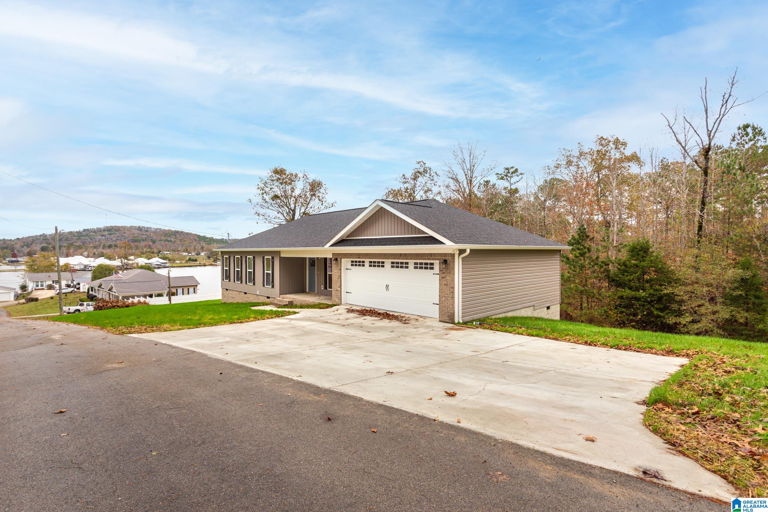 30 Phil Place Ohatchee, AL 36271 - Photo 2 of 32
