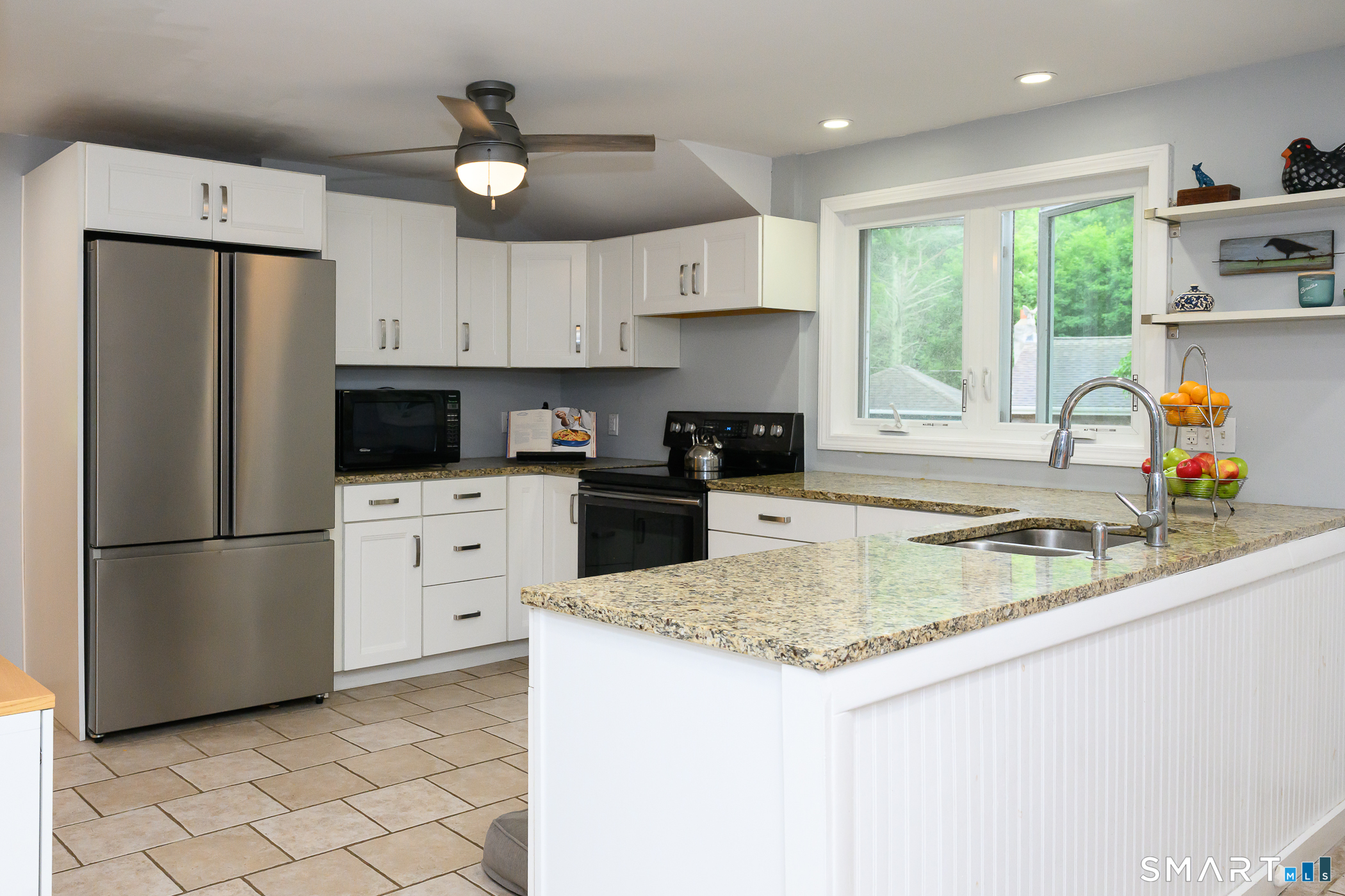 7 Silver Falls Road East Lyme, CT 06333 - Photo 6 of 38