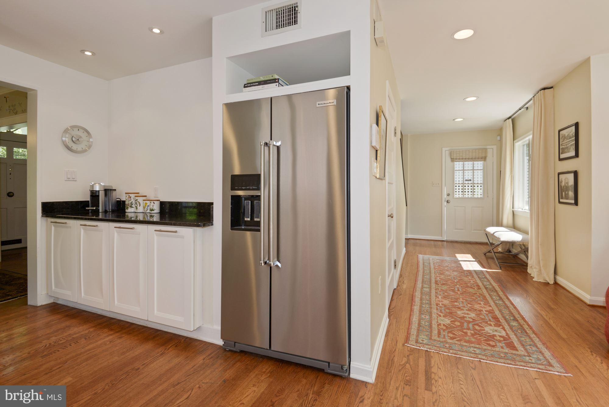 5918 Broad Branch Road Northwest Washington, DC 20015 - Photo 17 of 44 Kitchen