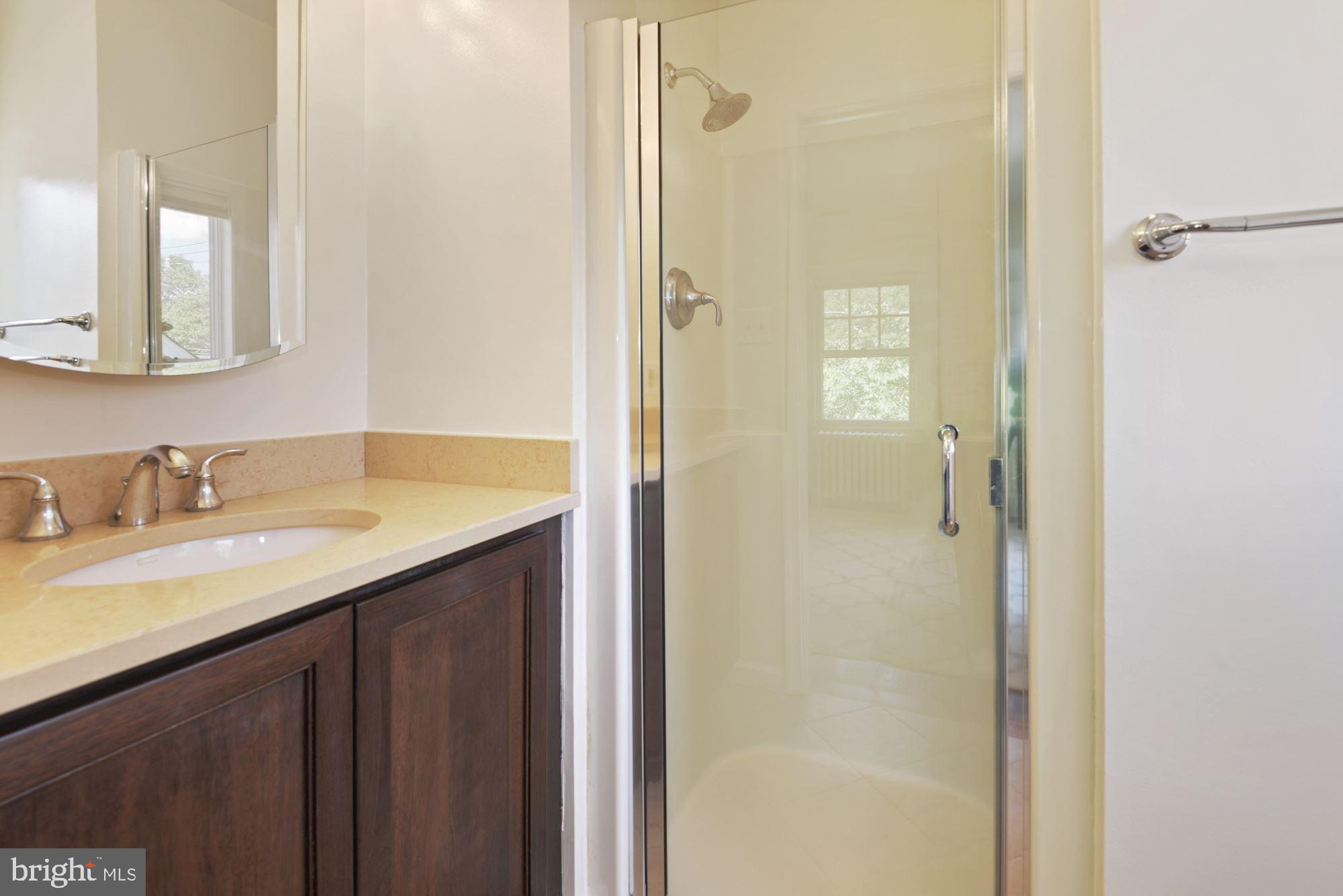 5918 Broad Branch Road Northwest Washington, DC 20015 - Photo 22 of 44 Primary Bath