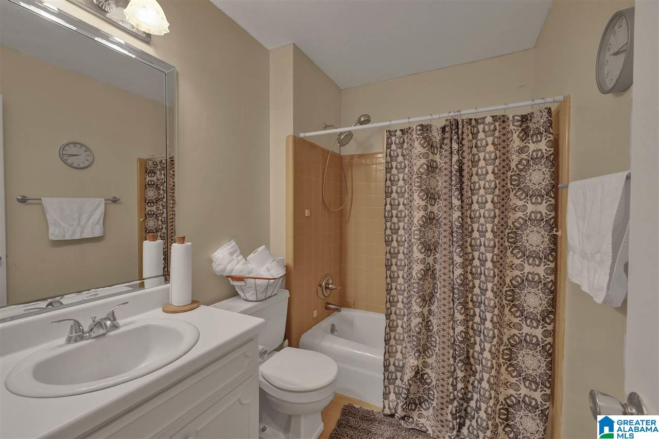 1421 High Point Terrace Birmingham, AL 35235 - Photo 15 of 28