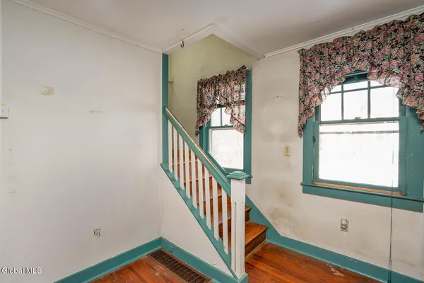 $180,000 | 632 County Rte 49, Cossayuna, NY 12823