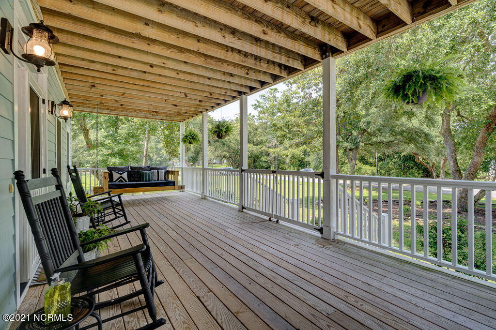 207 Newton Road Hampstead, NC 28443 - Photo 10 of 58 207NewtonEdit-13