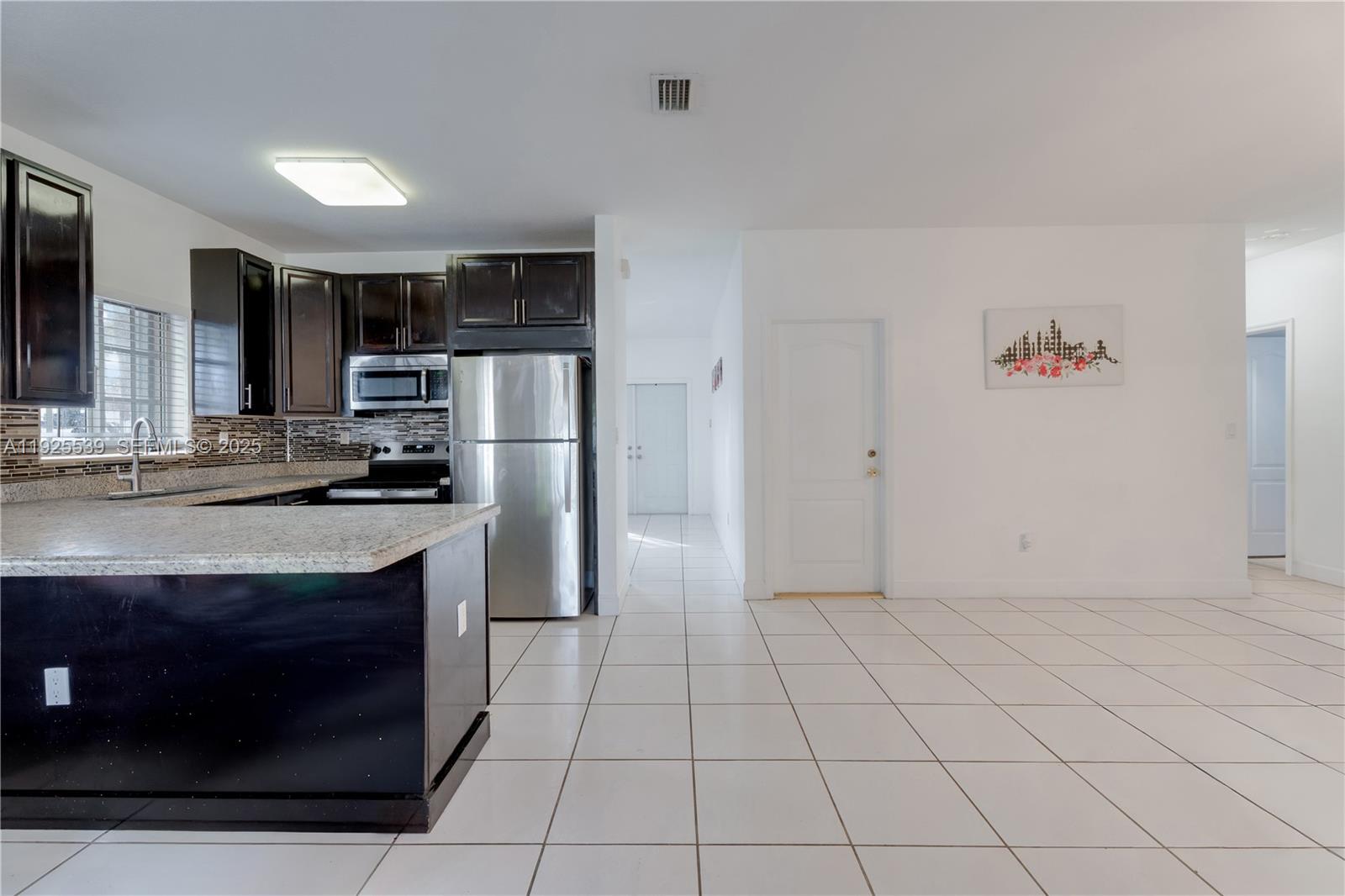 13941 Southwest 13th Street Miami, FL 33184 - Photo 11 of 27