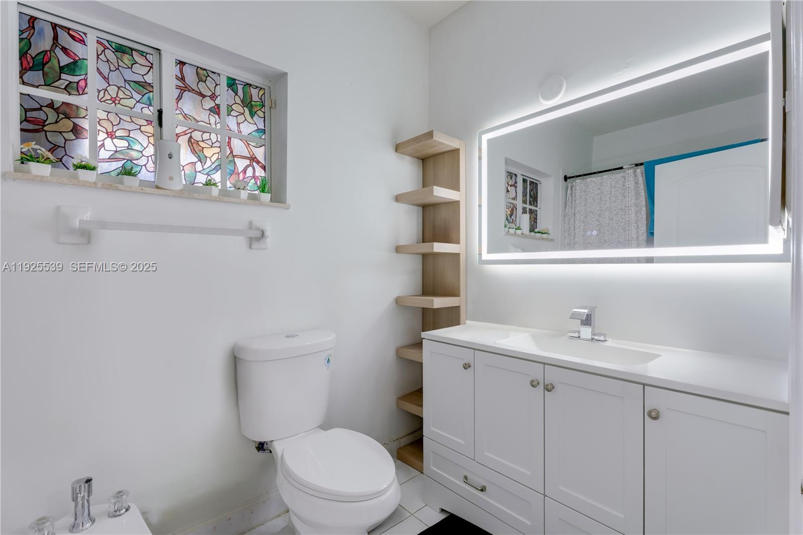 13941 Southwest 13th Street Miami, FL 33184 - Photo 16 of 27