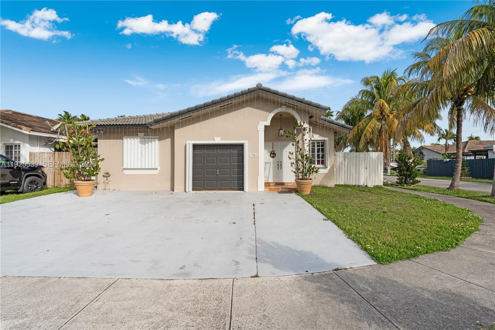 13941 Southwest 13th Street Miami, FL 33184 - Photo 2 of 27