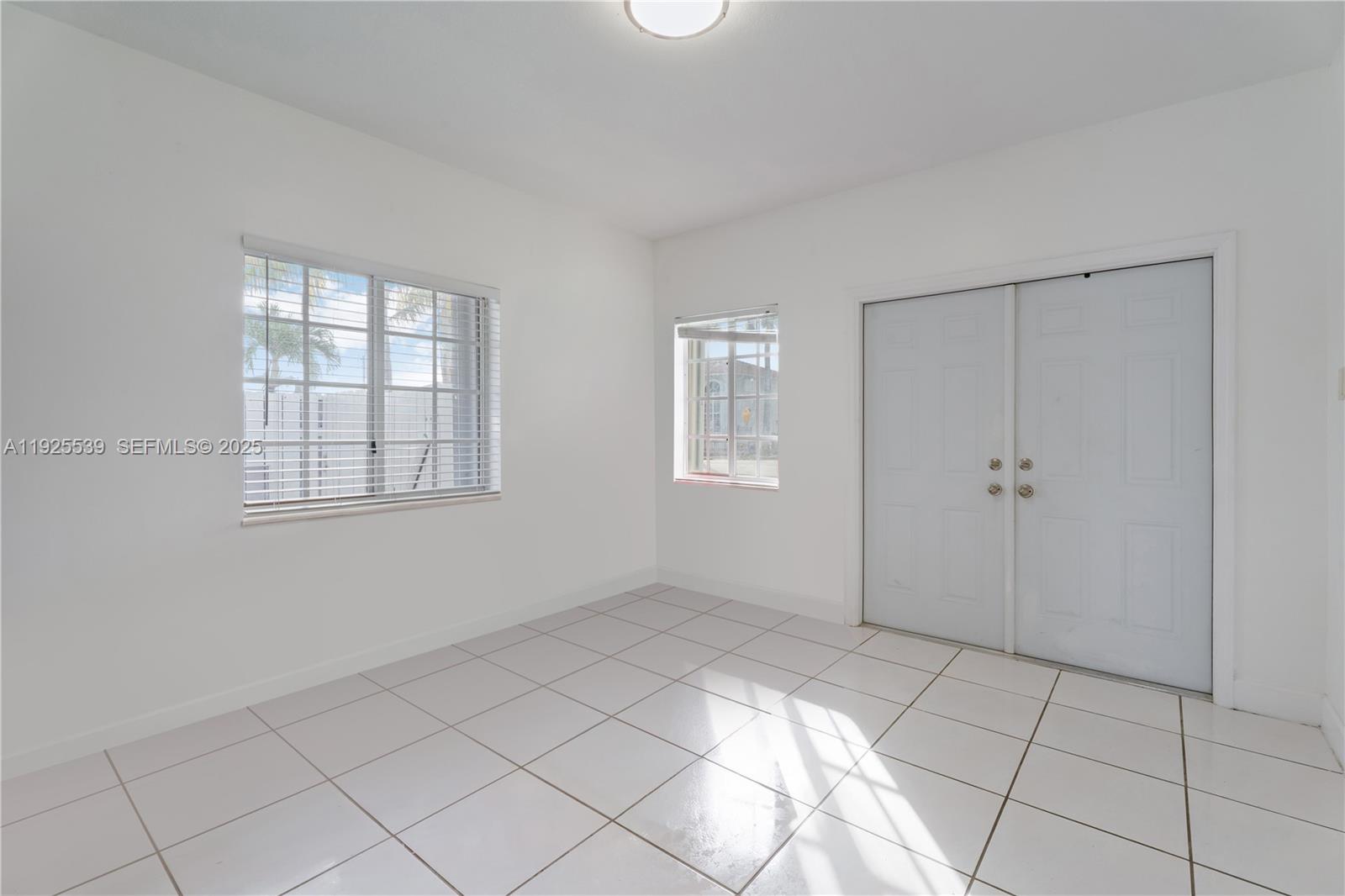 13941 Southwest 13th Street Miami, FL 33184 - Photo 7 of 27
