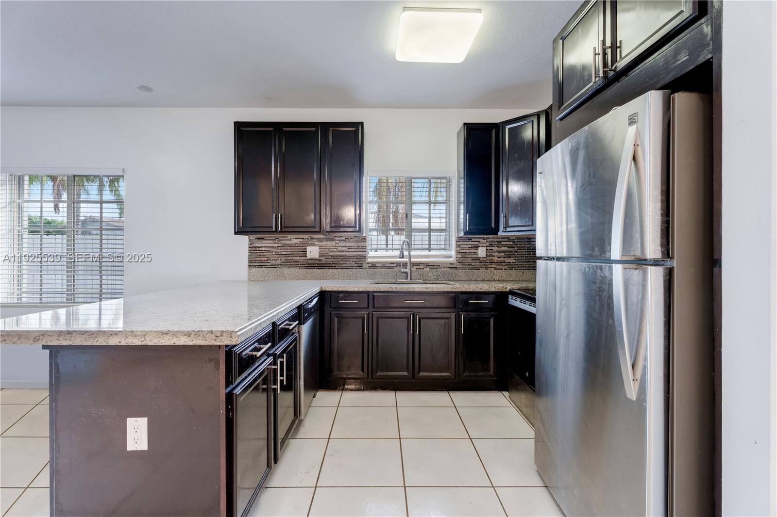 13941 Southwest 13th Street Miami, FL 33184 - Photo 9 of 27