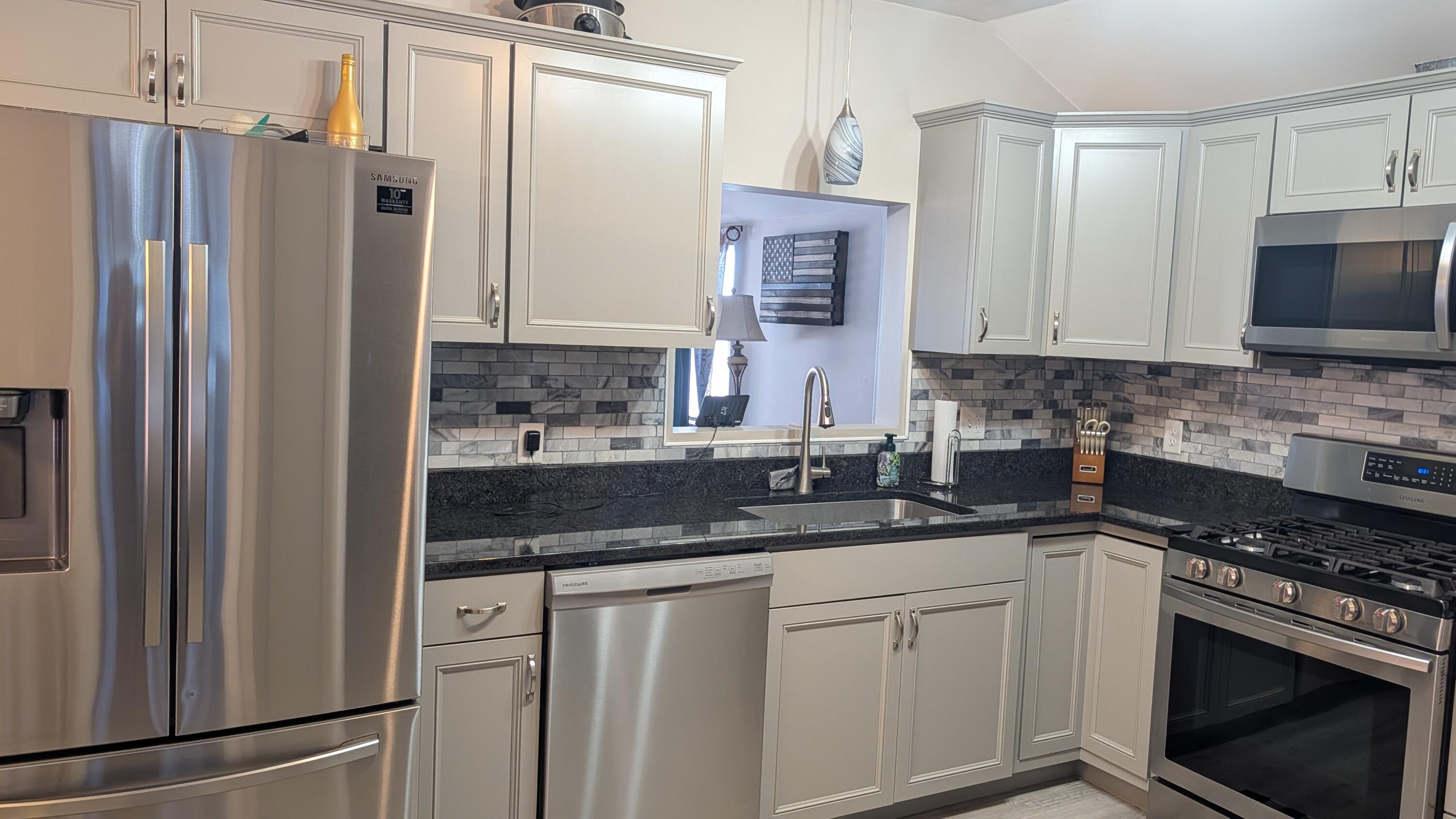 842 Point Au Roche Road Plattsburgh, NY 12901 - Photo 23 of 46
