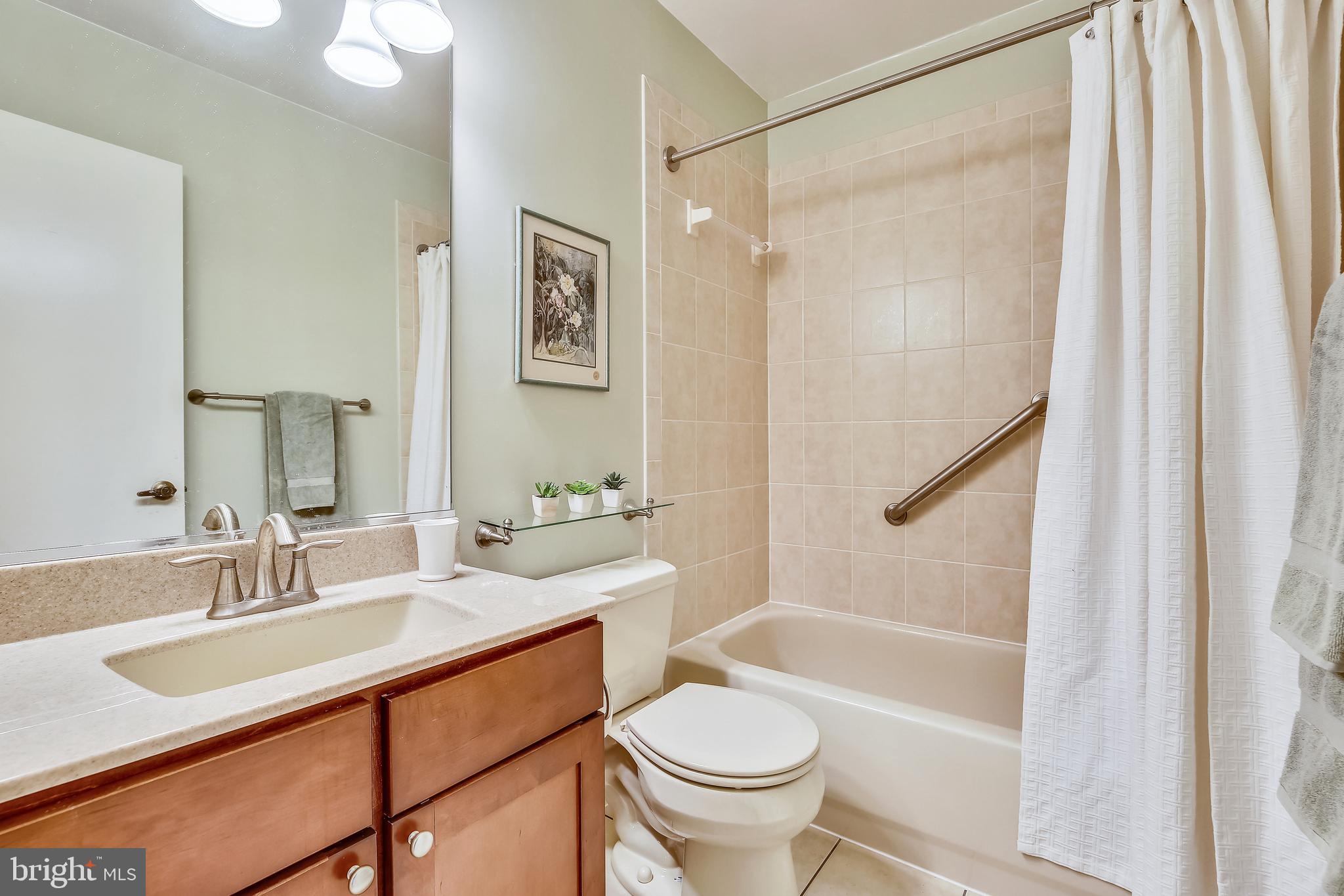 7234 Greentree Road Bethesda, MD 20817 - Photo 22 of 29 Gallery Image 22