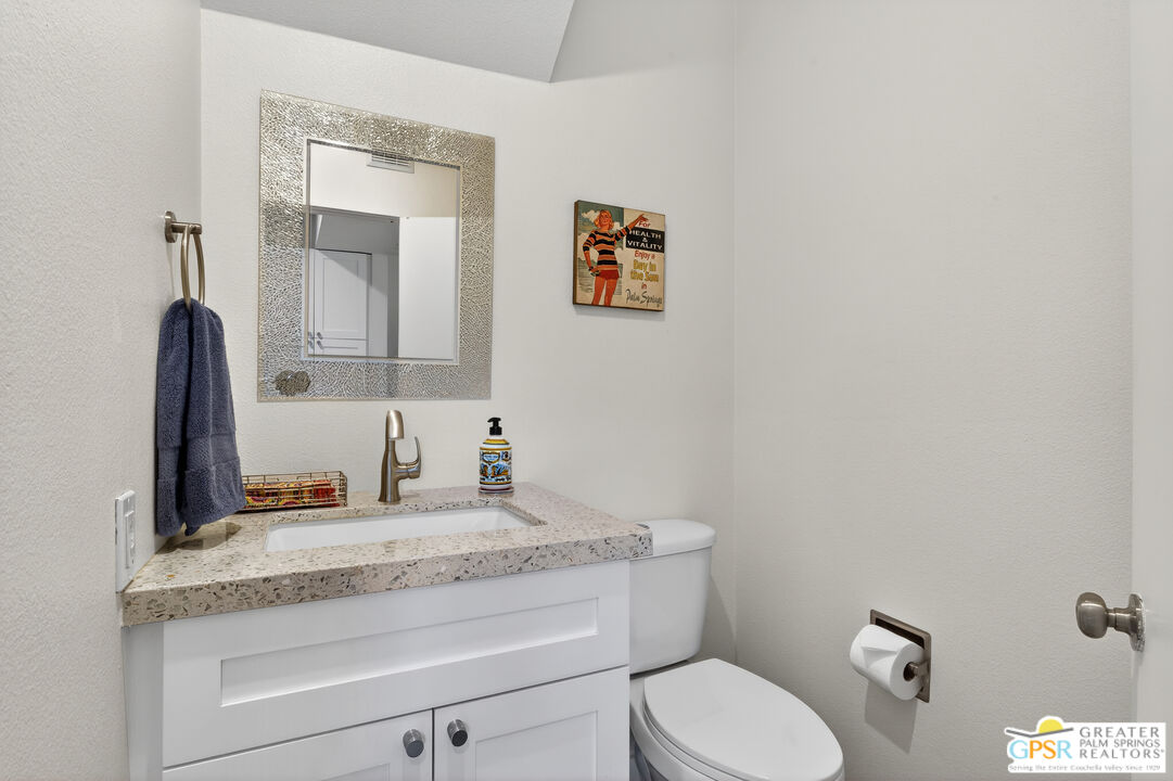 305 West Arenas Road Palm Springs, CA 92262 - Photo 28 of 56