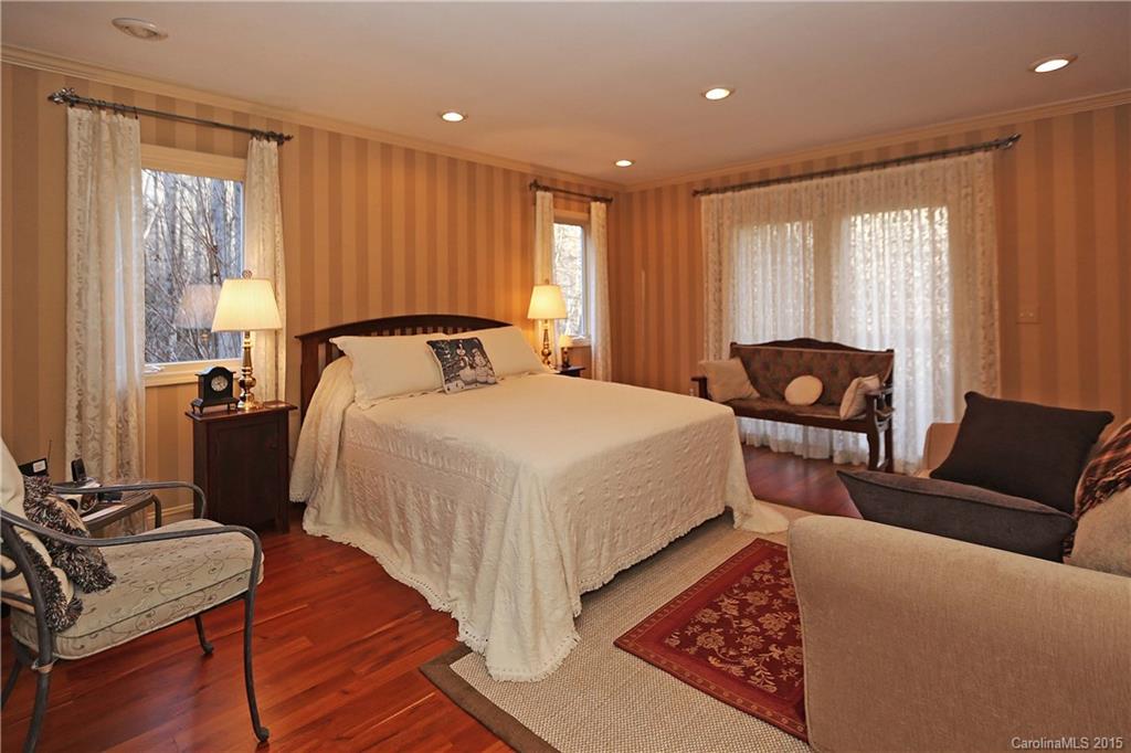 191 Chestnut Flats Road Waynesville, NC 28786 - Photo 7 of 17 Gallery Image 7
