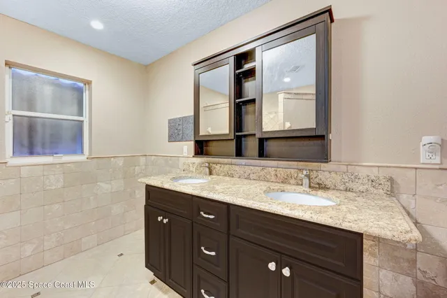 $569,000 | 5490 Cangro Street, Cocoa, FL 32926