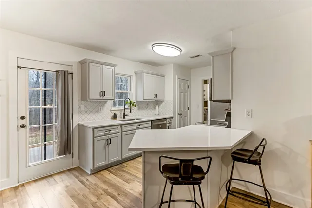 $324,900 | 144 Jefferson Road, West Union, SC 29696