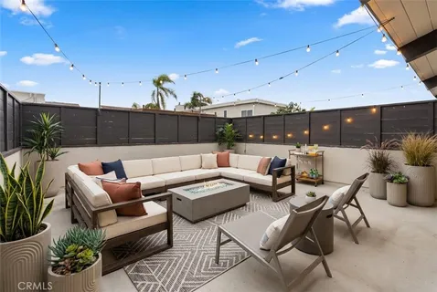 $2,645,000 | 327 62nd Street, Newport Beach, CA 92663