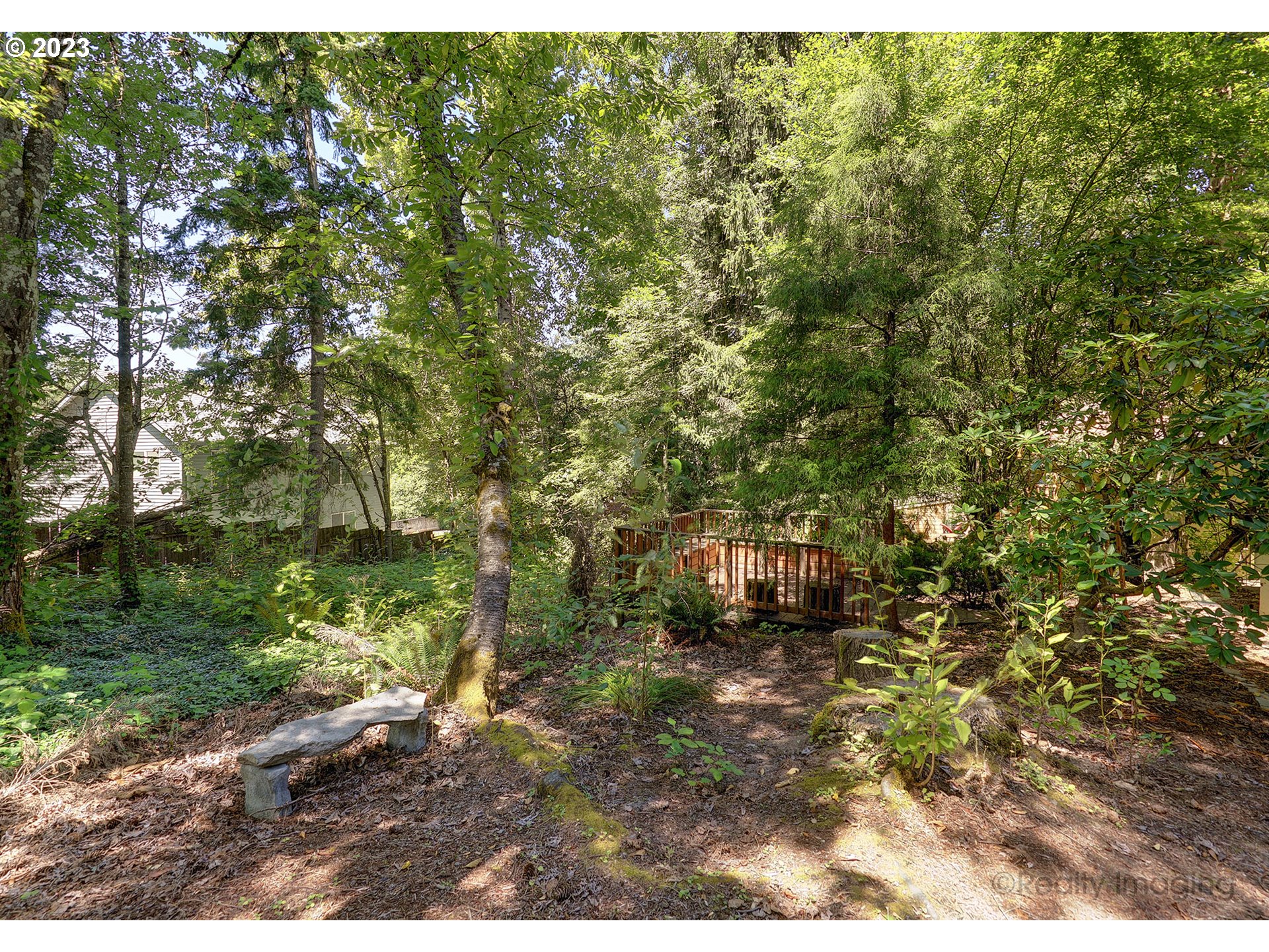10031 Southwest Quail Post Road Portland, OR 97219 - Photo 32 of 35 Gallery Image 32