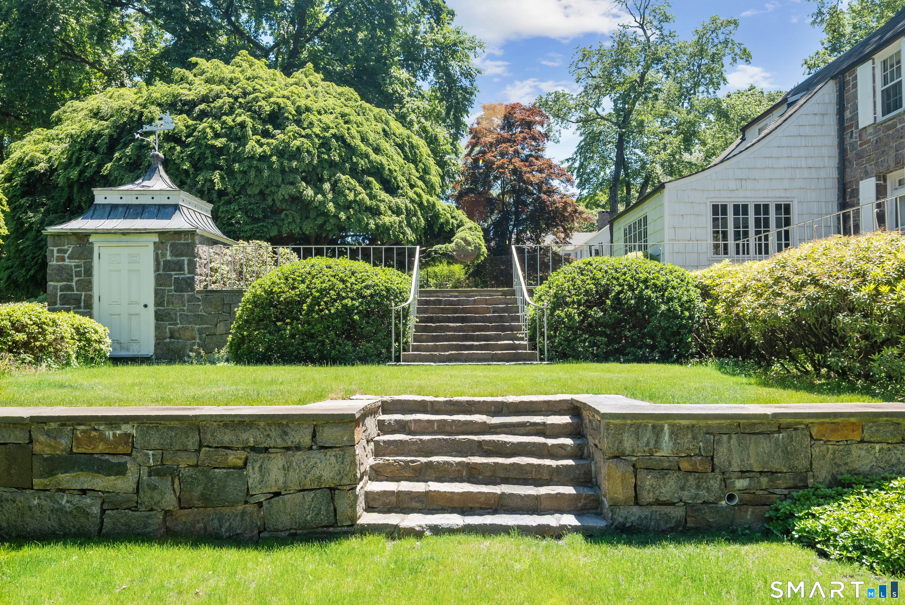 30 Inwood Road Darien, CT 06820 - Photo 8 of 9
