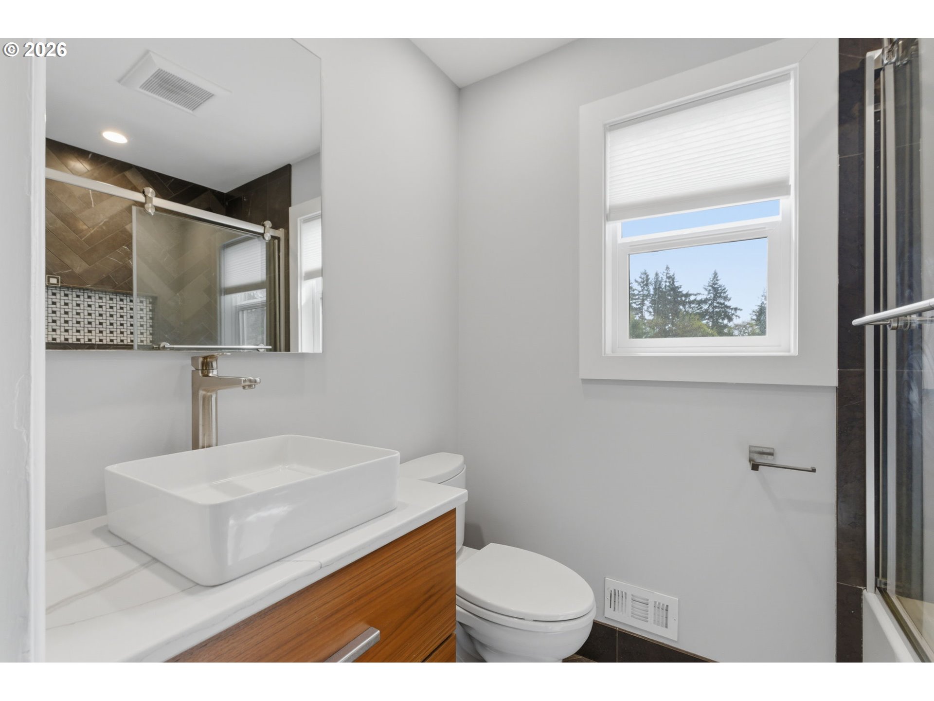 3734 Southwest Hamilton Street Portland, OR 97221 - Photo 31 of 36