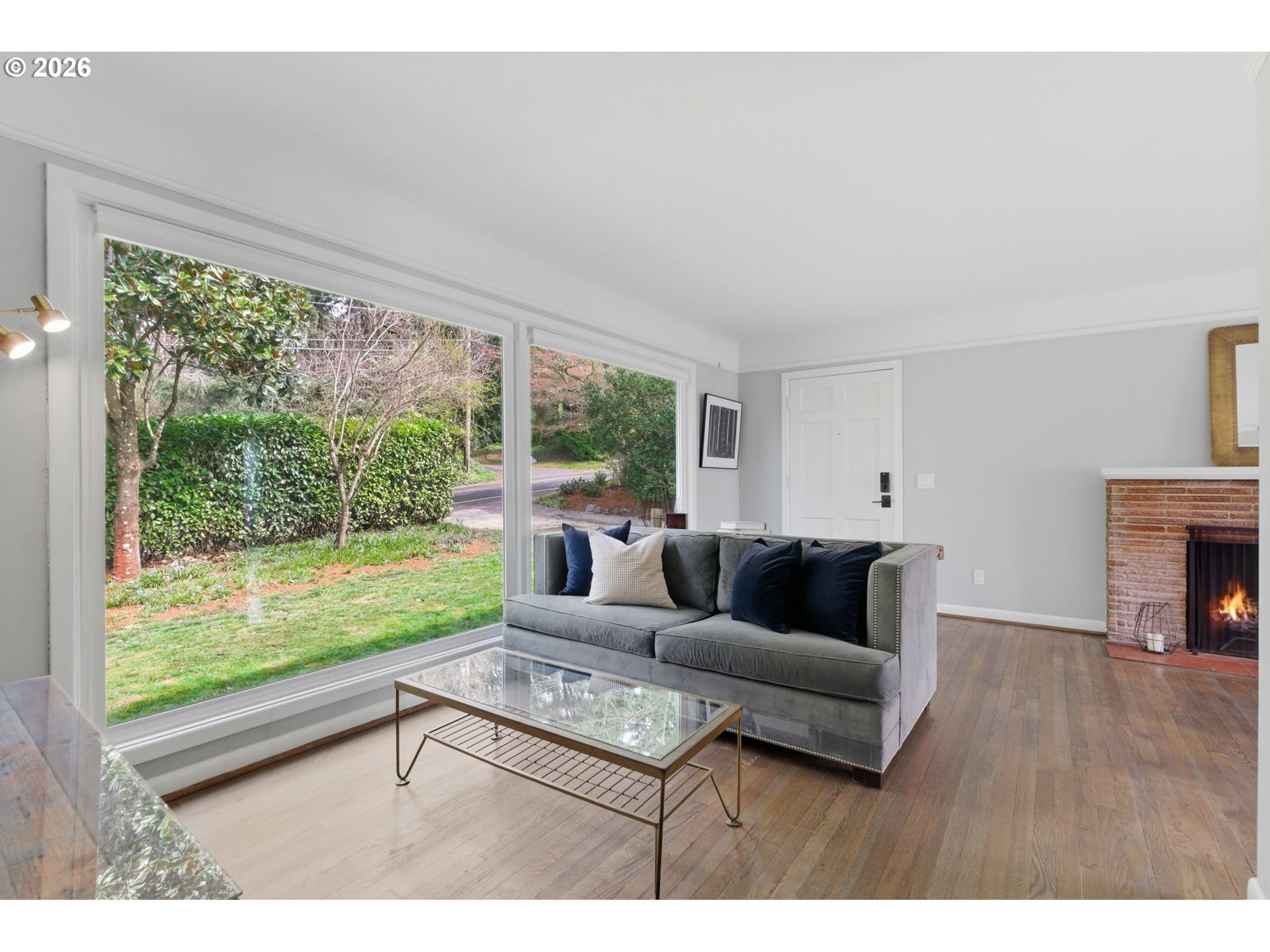 3734 Southwest Hamilton Street Portland, OR 97221 - Photo 8 of 36