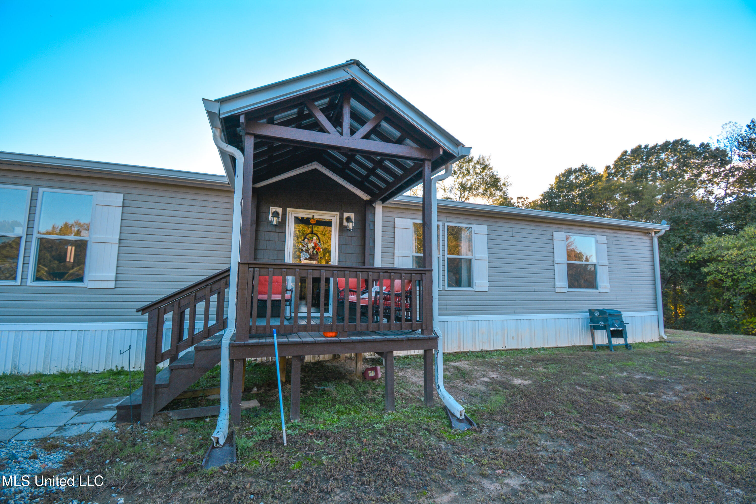 1459 French Road Byhalia, MS 38611 - Photo 3 of 51 DSC_0152