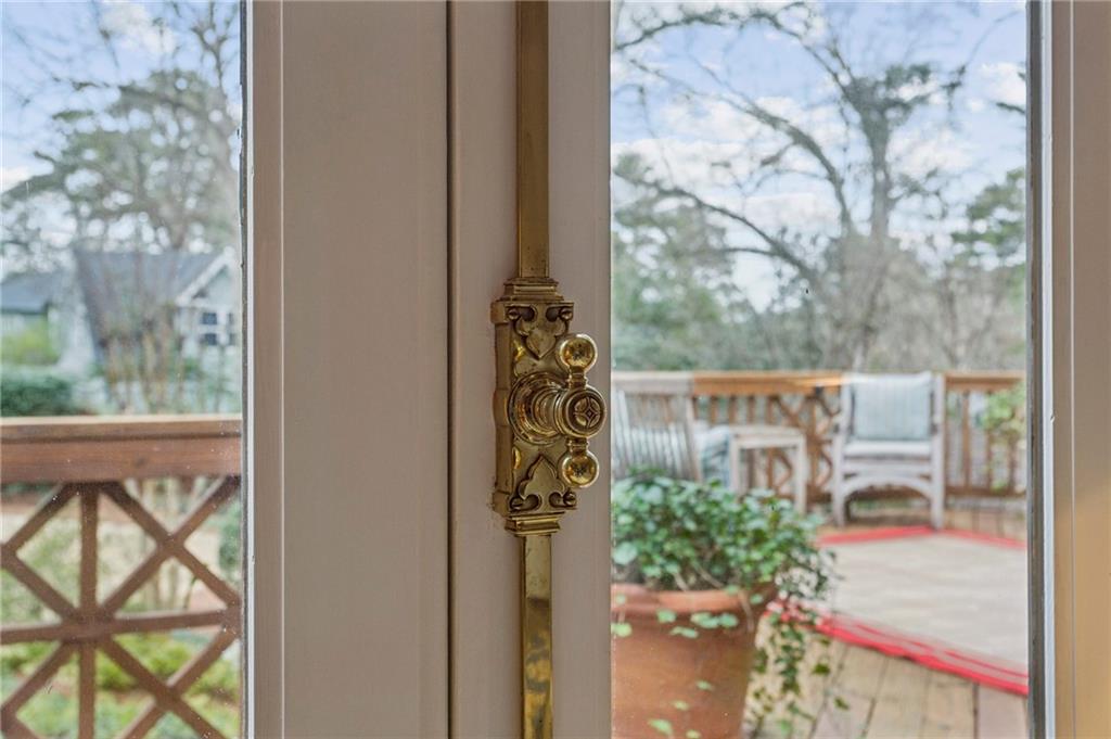 1686 Johnson Road Northeast Atlanta, GA 30306 - Photo 18 of 57