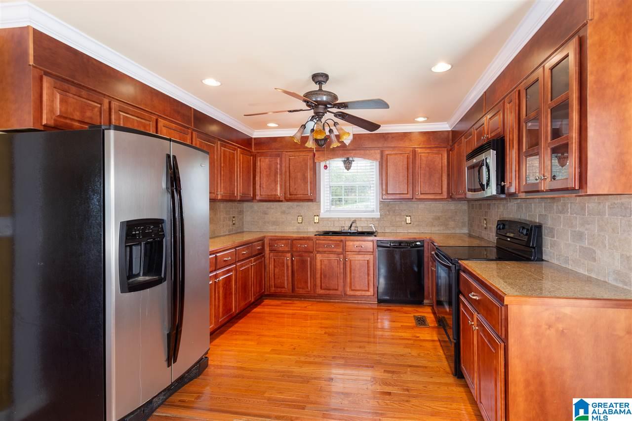 1520 Sawyer Mountain Road Oneonta, AL 35121 - Photo 11 of 33