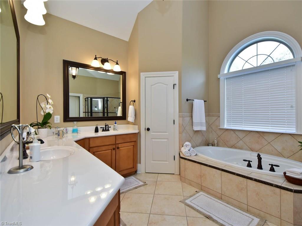 5004 Robdot Drive Oak Ridge, NC 27310 - Photo 20 of 30