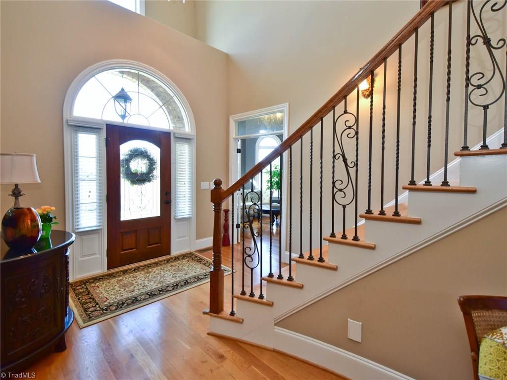 5004 Robdot Drive Oak Ridge, NC 27310 - Photo 4 of 30