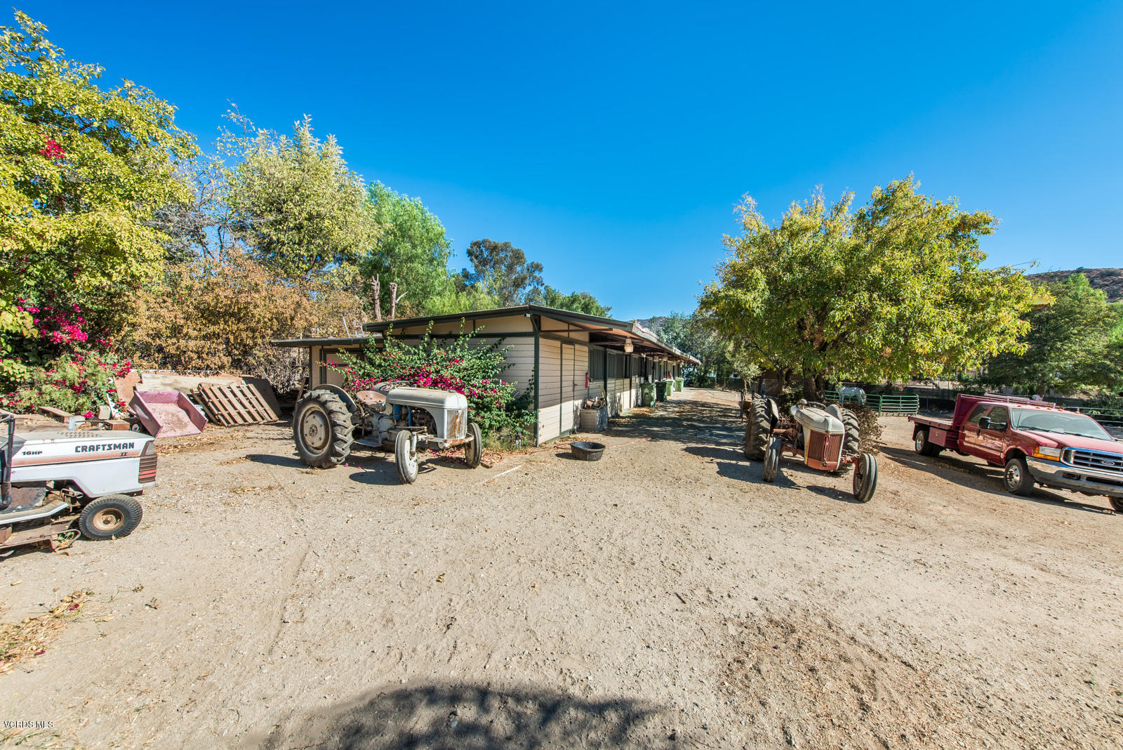 1366 Rambling Road Simi Valley, CA 93065 - Photo 30 of 47 MLS 1366 Rambling Rd Simi Valley-30