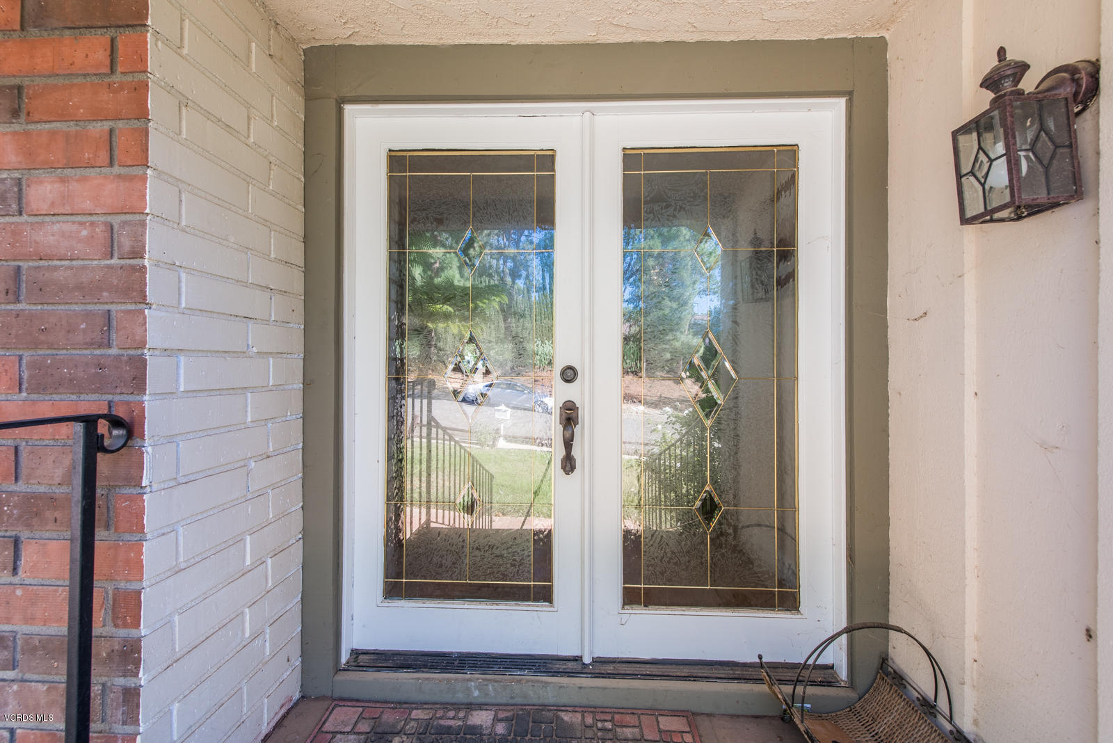 1366 Rambling Road Simi Valley, CA 93065 - Photo 4 of 47 MLS 1366 Rambling Rd Simi Valley-4