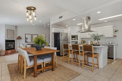 $1,495,000 | 4655 El Carro Lane, Carpinteria, CA 93013