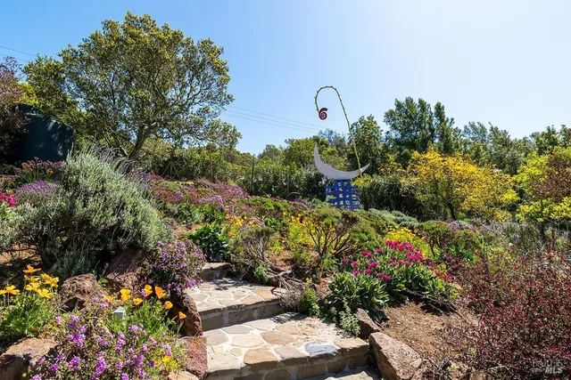 $16,000 | 1100 Bayhills Drive, San Rafael, CA 94903