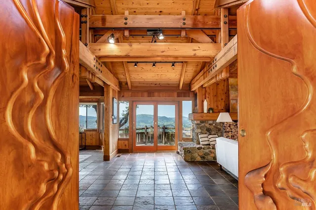 $16,000 | 1100 Bayhills Drive, San Rafael, CA 94903