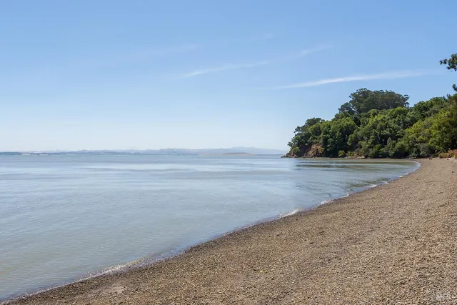 $16,000 | 1100 Bayhills Drive, San Rafael, CA 94903