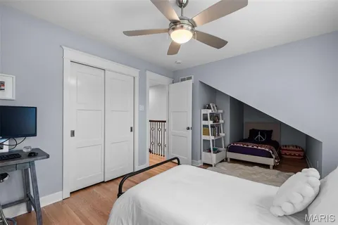 $1,025,000 | 8105 Kingsbury Boulevard, Clayton, MO 63105