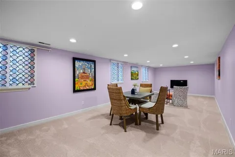 $1,025,000 | 8105 Kingsbury Boulevard, Clayton, MO 63105