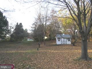 138 South Shady Retreat Road Doylestown, PA 18901 - Photo 5 of 6