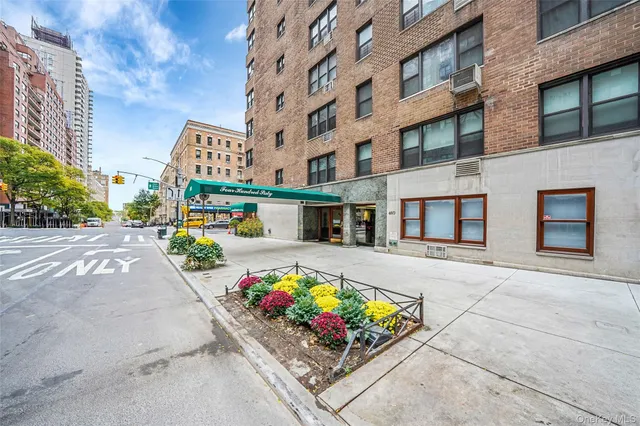 a view of building with an outdoor space