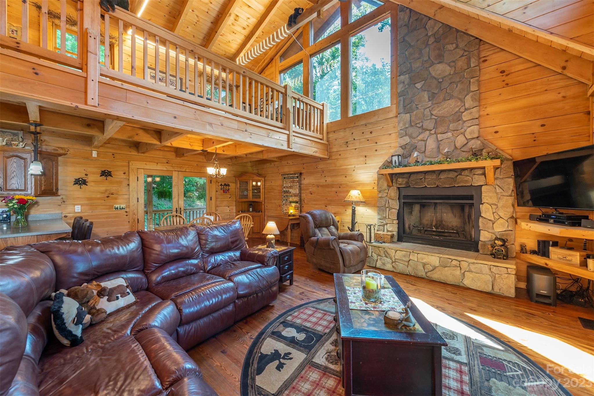31 Creek Run Road Candler, NC 28715 - Photo 22 of 48 Gallery Image 22