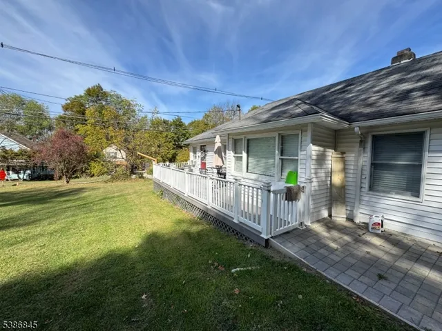 $349,900 | 580 Highway 23, Franklin, NJ 07416