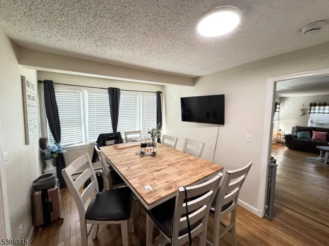 $349,900 | 580 Highway 23, Franklin, NJ 07416