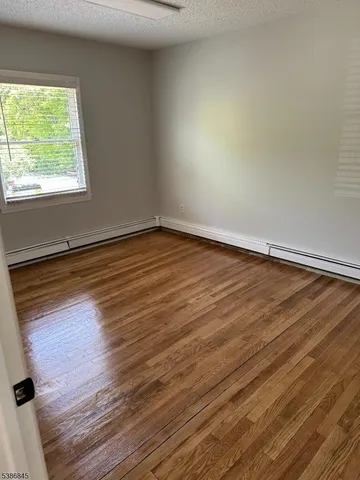 $349,900 | 580 Highway 23, Franklin, NJ 07416