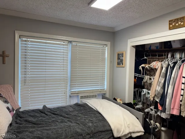 $349,900 | 580 Highway 23, Franklin, NJ 07416