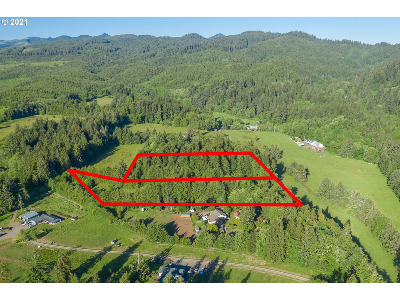 19550 Blanchard Road Cloverdale, OR 97112 - Photo 2 of 13 Gallery Image 2