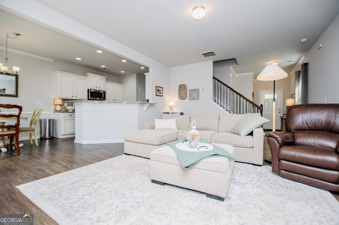 237 Merritt Circle Newnan, GA 30263 - Photo 5 of 37